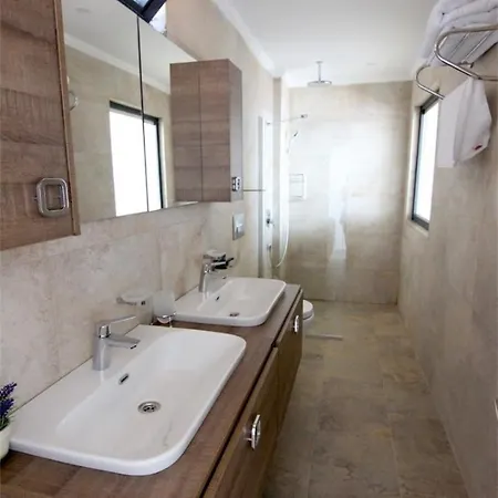 Jilda Villa *